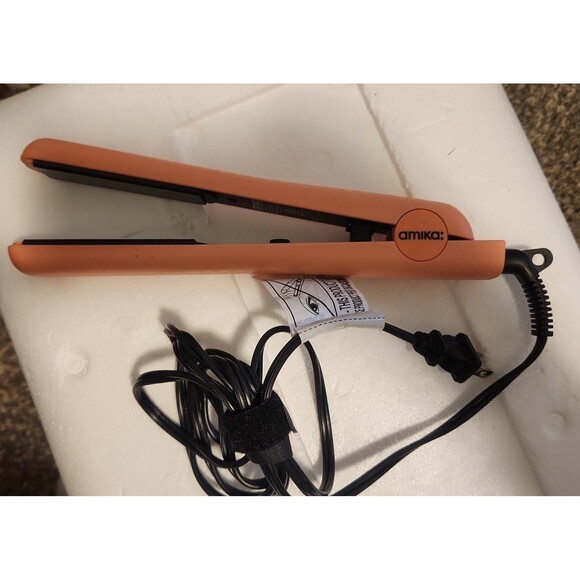 Amika
Strand Perfect Ceramic Styler - Picture 2 of 9